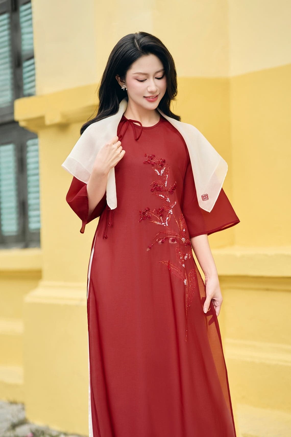 Áo dài cách tân Ngọc Hoa - S61A25Q017 (Không kèm quần)